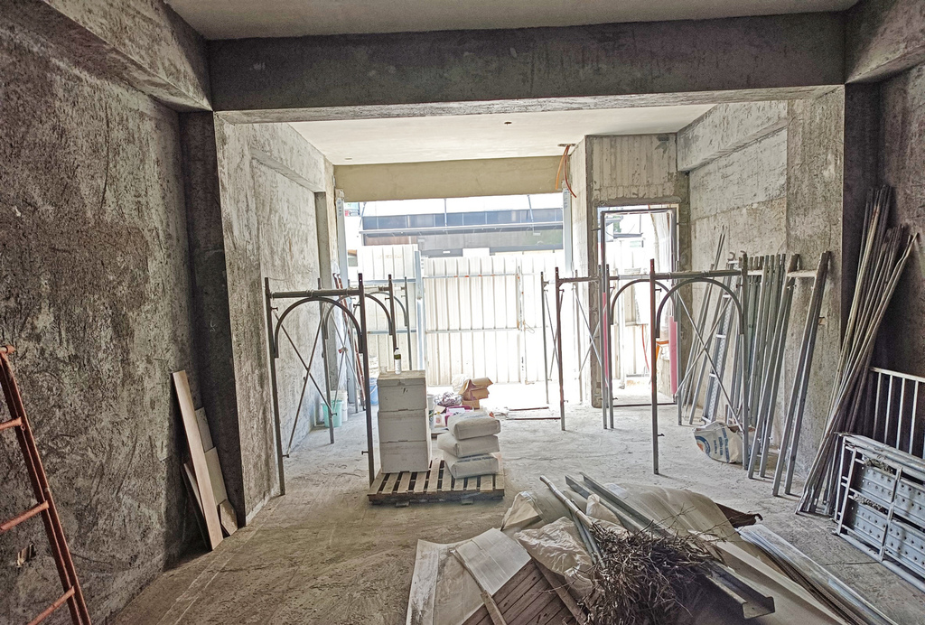 【台南油漆】振宏油漆工程團隊/全棟透天補土上漆/台南油漆師傅 【台南油漆】振宏油漆工程團隊/全棟透天補土上漆/台南油漆師傅