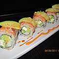 Avocado Smoke Salmon Roll       酪梨燻鮭魚捲.JPG