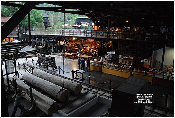 1222-137.JPG 1222-137.JPG