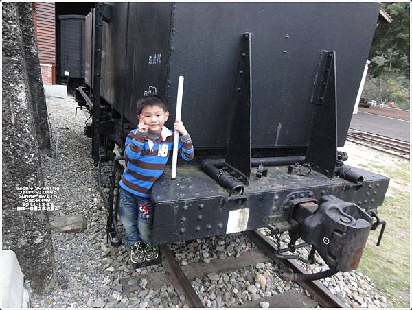 1222-152.JPG 1222-152.JPG