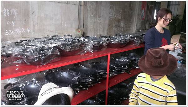 301-02.jpg 301-02.jpg