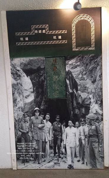 0810-062.jpg 0810-062.jpg