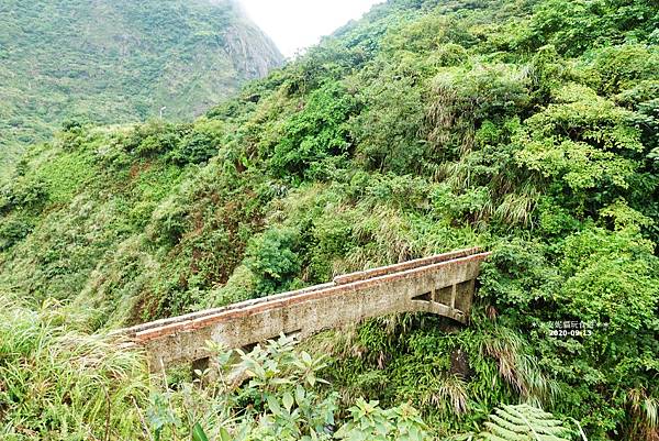 【新北。瑞芳】新北竟然也有摸乳巷｜全台僅有三層橋．內九份溪圳