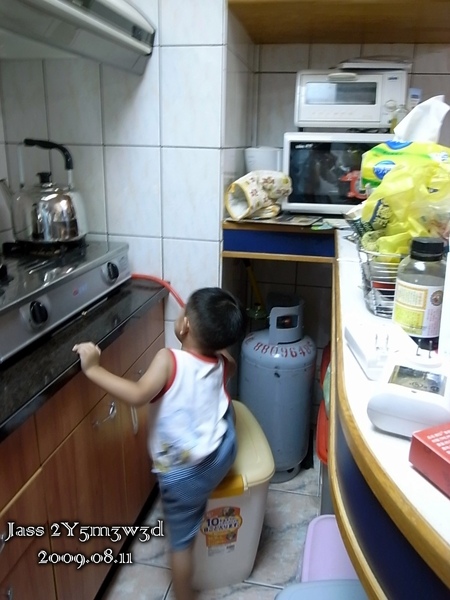 0811-01.jpg 0811-01.jpg