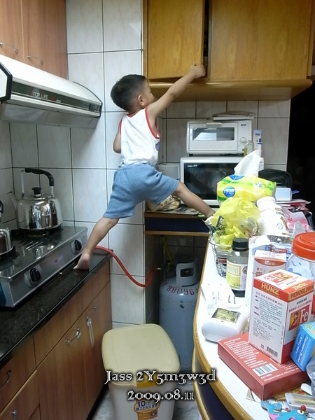 0811-04.jpg 0811-04.jpg