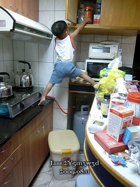 0811-05.jpg 0811-05.jpg