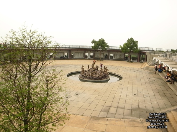 0404-39z.jpg 0404-39z.jpg