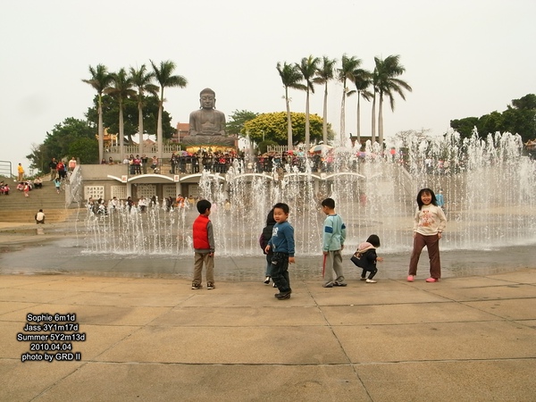 0404-46.jpg 0404-46.jpg