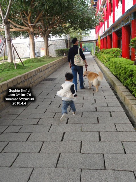 0404-62.jpg 0404-62.jpg