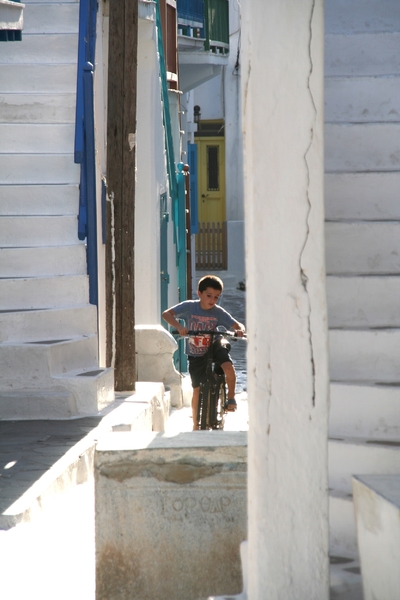 3-米克諾斯男孩