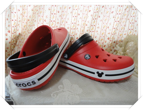 crocs 米奇卡駱班