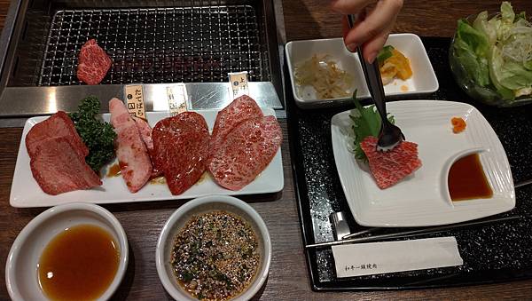 [東京。美食]房家燒肉 & 金子半之助