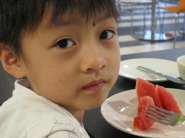 hotel breakfast3.jpg