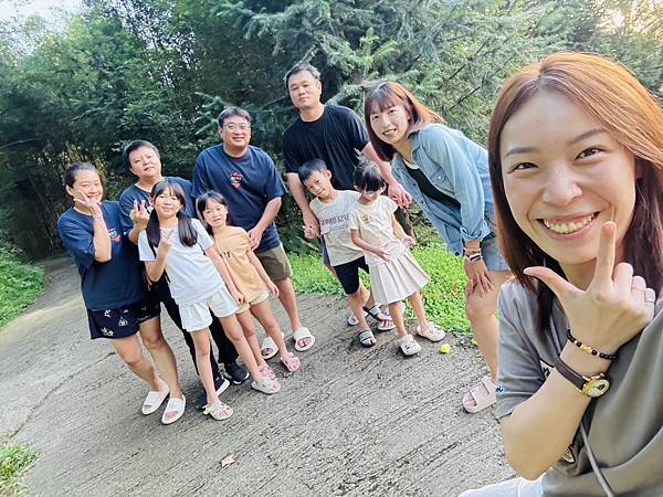 「露營ya」NO.46露-梅后蔓露營區，獨立雨棚區/衛浴乾淨