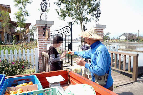 賣柳丁的阿伯 【宜蘭民宿】Sunday Home