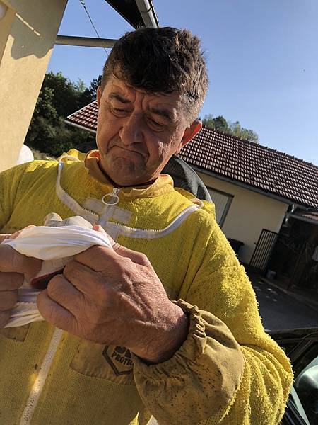 蜂蜜二_2.jpeg 蜂蜜二_2.jpeg