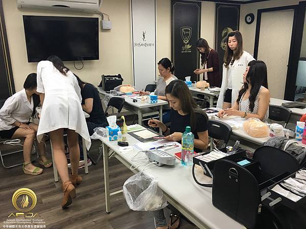 IMG_0629+logo.jpg IMG_0629+logo.jpg