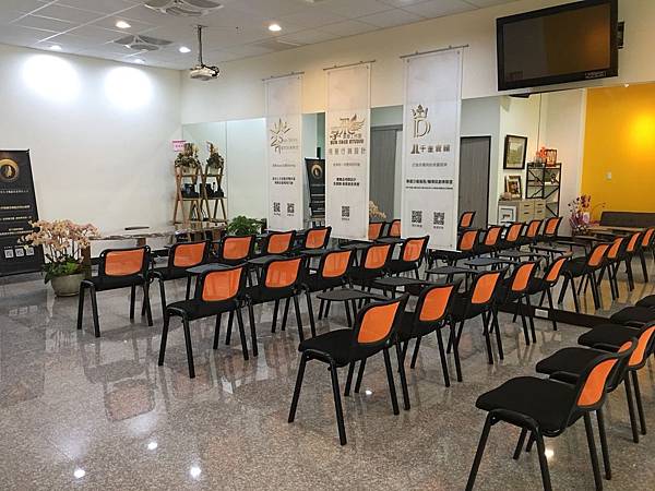 一樓活動大廳照片_180728_0007.jpg 一樓活動大廳照片_180728_0007.jpg