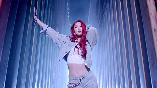 나인뮤지스 9MUSES - 다쳐 Hurt Locker Official M_V.mp4_20150702_003709.892