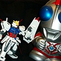 Strike v.s. Ultraman