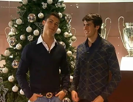 ronaldo&kaka-Christmas.jpg