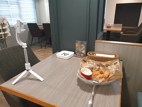 SELFable 2.0迷你單軸穩定器藍牙自拍棒三腳架 SELFable 2.0迷你單軸穩定器藍牙自拍棒三腳架