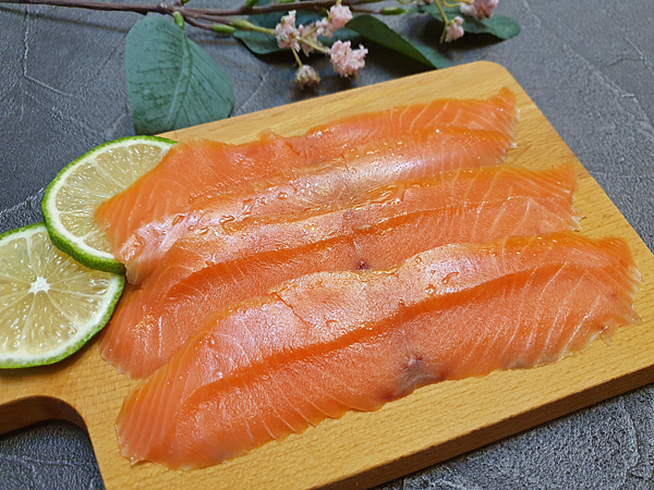 盛和風 紐西蘭冷燻不老鮭開箱及推薦 吃過目前最好吃的冷燻鮭魚l 無魚腥味l 油脂入口即化 盛和風 紐西蘭冷燻不老鮭開箱及推薦 吃過目前最好吃的冷燻鮭魚l 無魚腥味l 油脂入口即化
