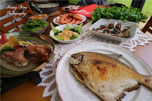 【食記】「基隆漁會」海鮮年貨 海鮮過年禮盒，真空包裝的新鮮漁貨 在家料理好方便 桑妮晴的日常紀錄 宅配禮盒 (14).jpg