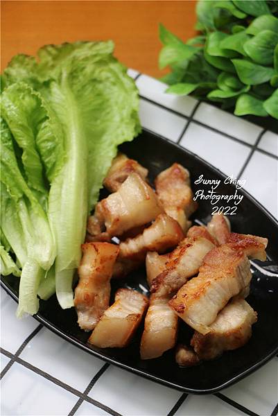 【食記】「究好豬Choice Pig」台灣頂級豬肉、最講究的好豬肉、生鮮豬肉宅配 ，五花厚片、原肉式煙燻火腿 在家究醬煮 桑妮晴的日常紀錄 (16).jpg