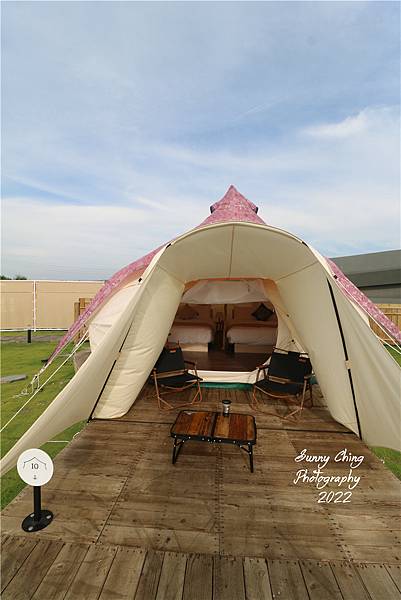 【住宿】台中市清水區-「蟬說：夕陽漫漫SlowlySunset Glamping」全台唯一濕地生態露營、一泊二食、精緻Buffet，在夕陽美麗光輝中享用美食！ 桑妮晴的日常紀錄 (補1 (6).jpg