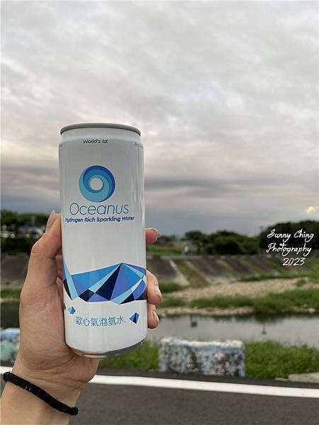 【食記】「Oceanus 歐心」全球第一支氣泡氫水、健康飲品推薦，歐心氣泡氫水-檸檬風味 桑妮晴的日常紀錄 (8).jpg