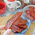 新家香肉乾肉鬆_桃園南門市場_桃園美食_伴手禮 (26).JPG
