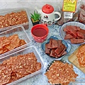 新家香肉乾肉鬆_桃園南門市場_桃園美食_伴手禮 (53).JPG
