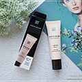 UNT完美持潤十礦粉底 (5).JPG
