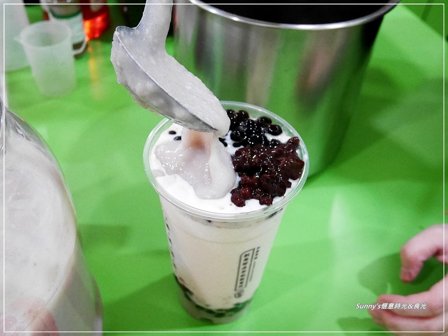 茶本味_草莓飲品_雲朵芝芝 粉莓好_糖葫蘆_創意飲品  (64).JPG