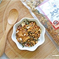 咔啦扒扒鬆_拌飯_辣香鬆_扒扒飯 (9).JPG