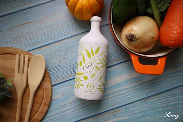 Olivers&Co頂級橄欖油_西班牙安達魯西亞金色風情橄欖油 (2).JPG