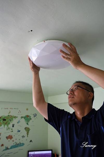 【旭光】LED 10W 球泡燈_吸頂燈_護眼檯燈   (48).JPG