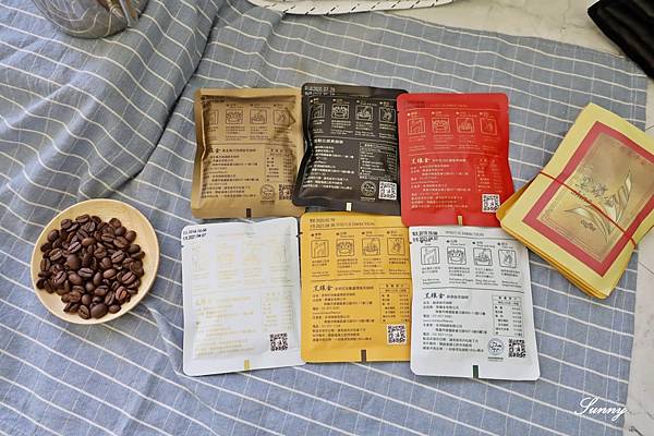 中元普渡供品_黑鑲金咖啡_金紙咖啡 (9).JPG