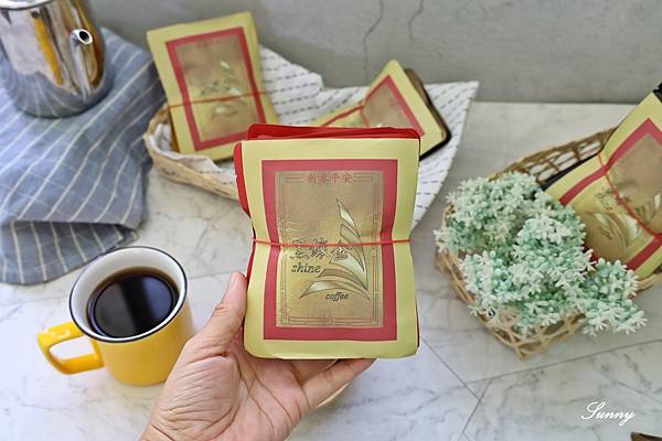 中元普渡供品_黑鑲金咖啡_金紙咖啡 (19).JPG