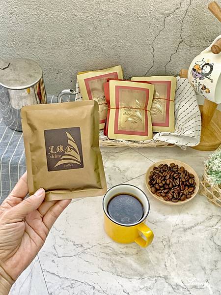 中元普渡供品_黑鑲金咖啡_金紙咖啡 (27).JPG