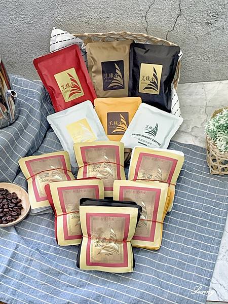 中元普渡供品_黑鑲金咖啡_金紙咖啡 (24).JPG