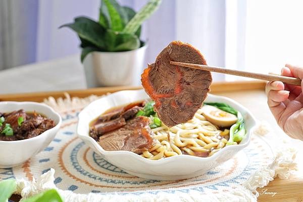 混董創食_混董牛肉麵_宅配美食 (15).JPG