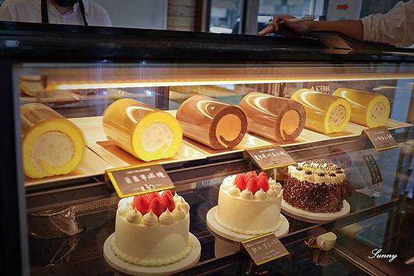 台中第二市場美食 紅豆麵包伴手禮 小豆パン ほんと (5).JPG