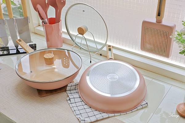 不沾鍋推薦  CUOCO 北歐系列陶瓷不沾鍋具組 (10).JPG