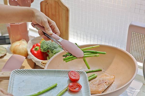 不沾鍋推薦  CUOCO 北歐系列陶瓷不沾鍋具組 (18).JPG