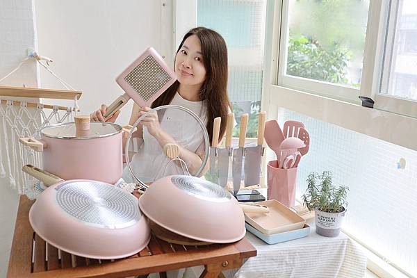 不沾鍋推薦  CUOCO 北歐系列陶瓷不沾鍋具組 (60).JPG