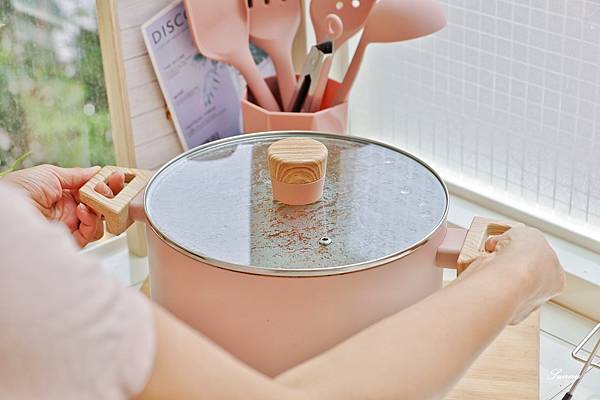 不沾鍋推薦  CUOCO 北歐系列陶瓷不沾鍋具組 (66).JPG