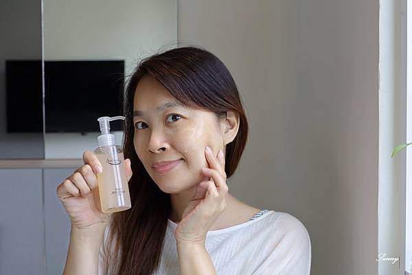 卡普秀Amberlin保濕精華推薦 (11).JPG