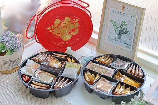 皇樓中西式喜餅璀璨禮盒 (5).JPG